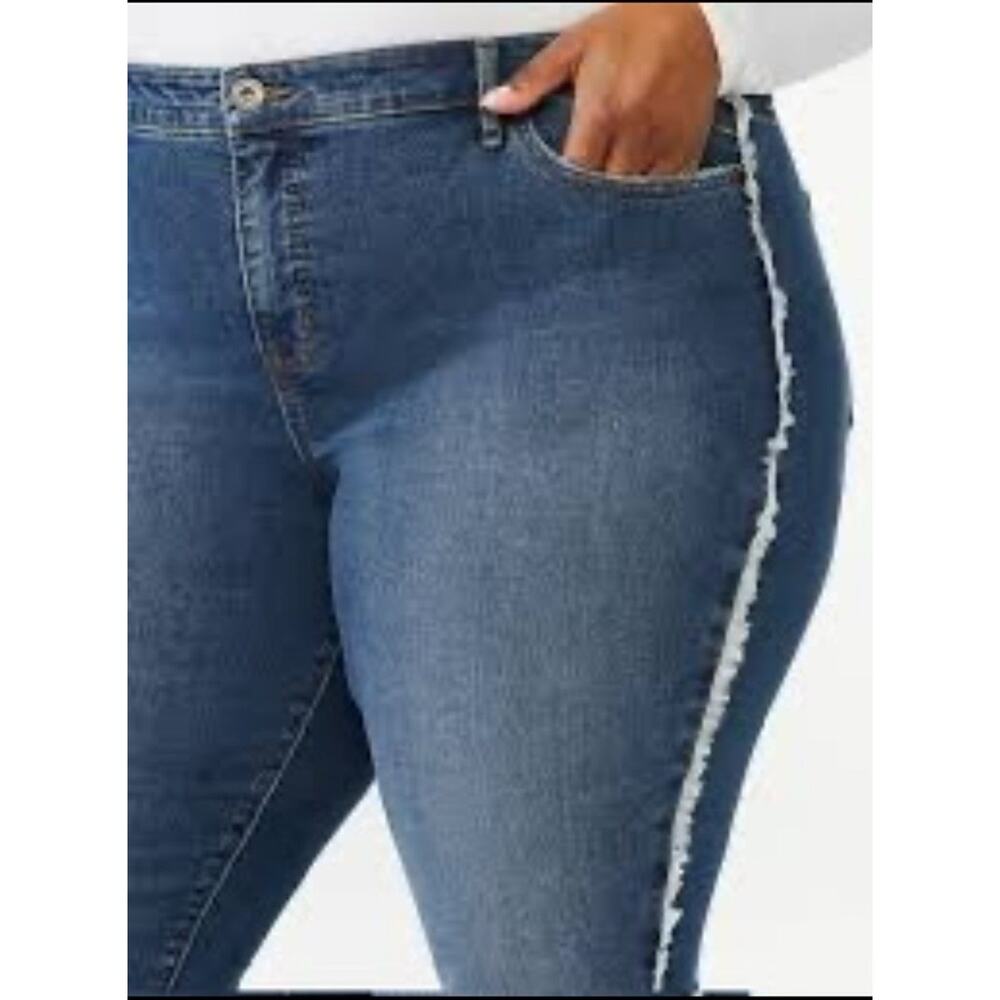 Sofia Vergara Jeans Super High Rise Curvy girlfriend Women's Size 25W Adora NWT